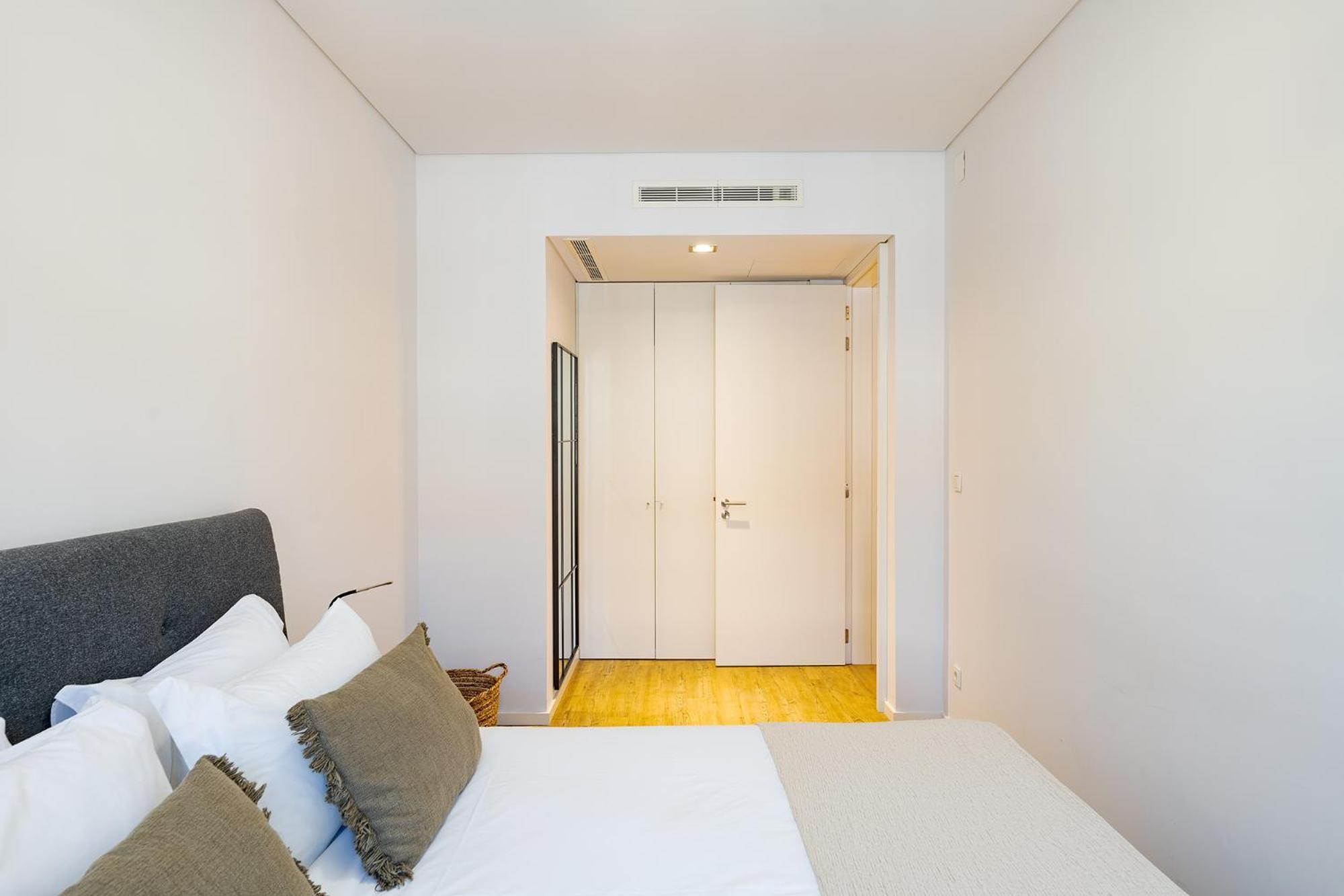 Made For The City Lovers- Urban Charm In Chiado Lisbon Exterior photo